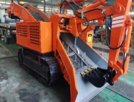 在操作扒渣機(jī)的時(shí)候，要注意哪些方面呢？